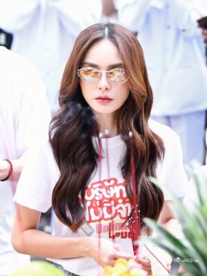 Charlotte Austin Instagram - บวงสรวงซีรีส์ “ Unlimited Love บริษัทนี้ไม่มีจำกัด” ขอให้ทุกคนสนุกและหัวเราะมีความสุขไปกับซิทคอมของทาง @mgibeyond และ ขอขอบคุณ @tvthunderofficial ที่เป็นผู้ผลิตชิ้นงานนี้ขึ้นมาเพื่อมอบความสุขให้กับทุกคน 🤍

ขอบคุณบอสณวัตน์ @nawat.tv ที่สร้างโปรเจคนี้ขึ้นมาเพื่อให้พวกเราได้รวมตัวกันสร้างผลงานดีดีให้กับผู้ชม

ออนวันแรก 11 ตุลาคม ทุกวันเสาร์ เวลา20:00 
และสามารถดูเวอร์ชั่นอันคัดได้ที่ onegrand.vip เวลา 22:00