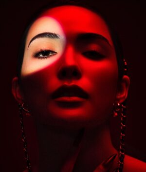 Charlotte Austin Instagram - Don’t let the noise of others’ opinions drown out your own inner voice

photographer @diewbd 
mua  @ohme_makeup 
style @stylist_papii @kekestyle_b 
hair @matoom_sattawat 
outfit @pavara_brand 
phoass @songrit_