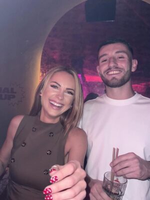 Charlotte Bobb Instagram - et si on résumait ça en photos maintenant ? ❤️