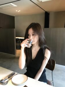 Actress Choi Hee-jin HD Photos and Wallpapers September 2025