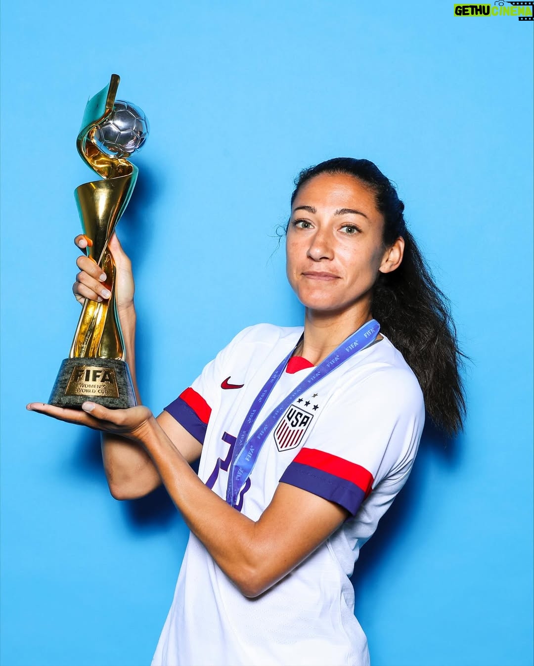 Christen Press - 117.7K Likes - 🇺🇸 155 Appearances
🥅 64 Goals
⚽️ 43 Assists
🏆 2x @fifawomensworldcup Champion
✨ 1 Iconic Career

Christen Press has announced her retirement from professional soccer following the conclusion of @weareangelcity’s 2025 season.