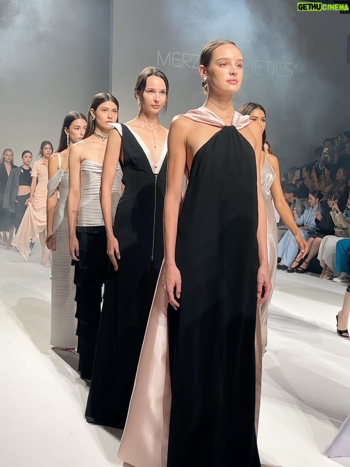 Cindy Sirinya Bishop - 9.6K Likes - My my my! Babygirl walking for @patinya_official  Congratulations on a beautiful collection @kyopatinya 👏🏻👏🏻👏🏻 ขอบคุณที่ให้โอกาสน้อง มาเดินให้นะคะ 🥰 ถึงเวลาสองคนพ่อแม่ต้องมานั่งดูลูกเดินแล้วใช่ไหมเนี่ย 😉 

Photo credit: @jeepzmk2 
#frontrow #patinyabkk #bifw2025