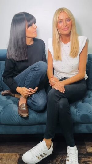 Claudia Winkleman Instagram - We have loved working as a duo and hosting Strictly has been an absolute dream. We were always going to leave together and now feels like the right time. We will have the greatest rest of this amazing series and we just want to say an enormous thank you to the BBC and to every single person who works on the show. They’re the most brilliant team and we’ll miss them every day. We will cry when we say the last “keep dancing” but we will continue to say it to each other. Just possibly in tracksuit bottoms at home while holding some pizza. 

Tess & Claud
❤️