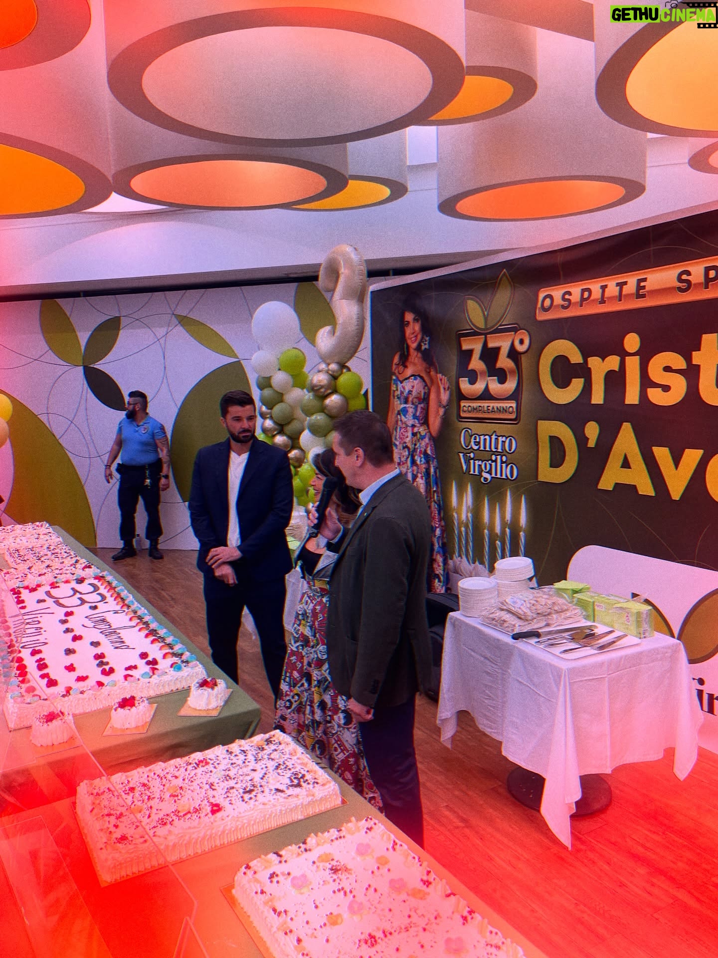 Cristina D'Avena - 1.9K Likes - ✨Grazie di cuore a tutti i presenti a Mantova al @centrovirgilio 💖
Siete stati stupendi! È stato bellissimo passare un pomeriggio insieme, cantare, sorridere e abbracciarvi tutti! 🎶💫

Ci vediamo domenica al @como_fun … vi aspetto lì, non mancate! 💕
A prestissimo… manca pochissimo! 😍🎤✨