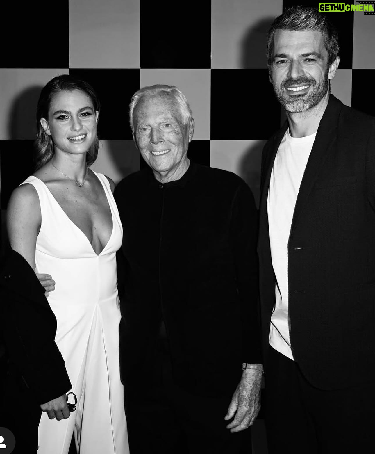 Cristina Marino - 60.3K Likes - •RE GIORGIO•

In ogni occasione importante, c’eri tu, e la tua arte. 
Hai cambiato il modo in cui il mondo veste —
e anche il modo in cui molti di noi si sentono.
Con eleganza, visione e misura,
hai scritto la storia della moda e dello stile.
È stato un onore incrociare il tuo cammino.

Porterò con me il tuo segno, per sempre.
Grazie, Maestro. 
#GiorgioArmani #EleganzaEterna