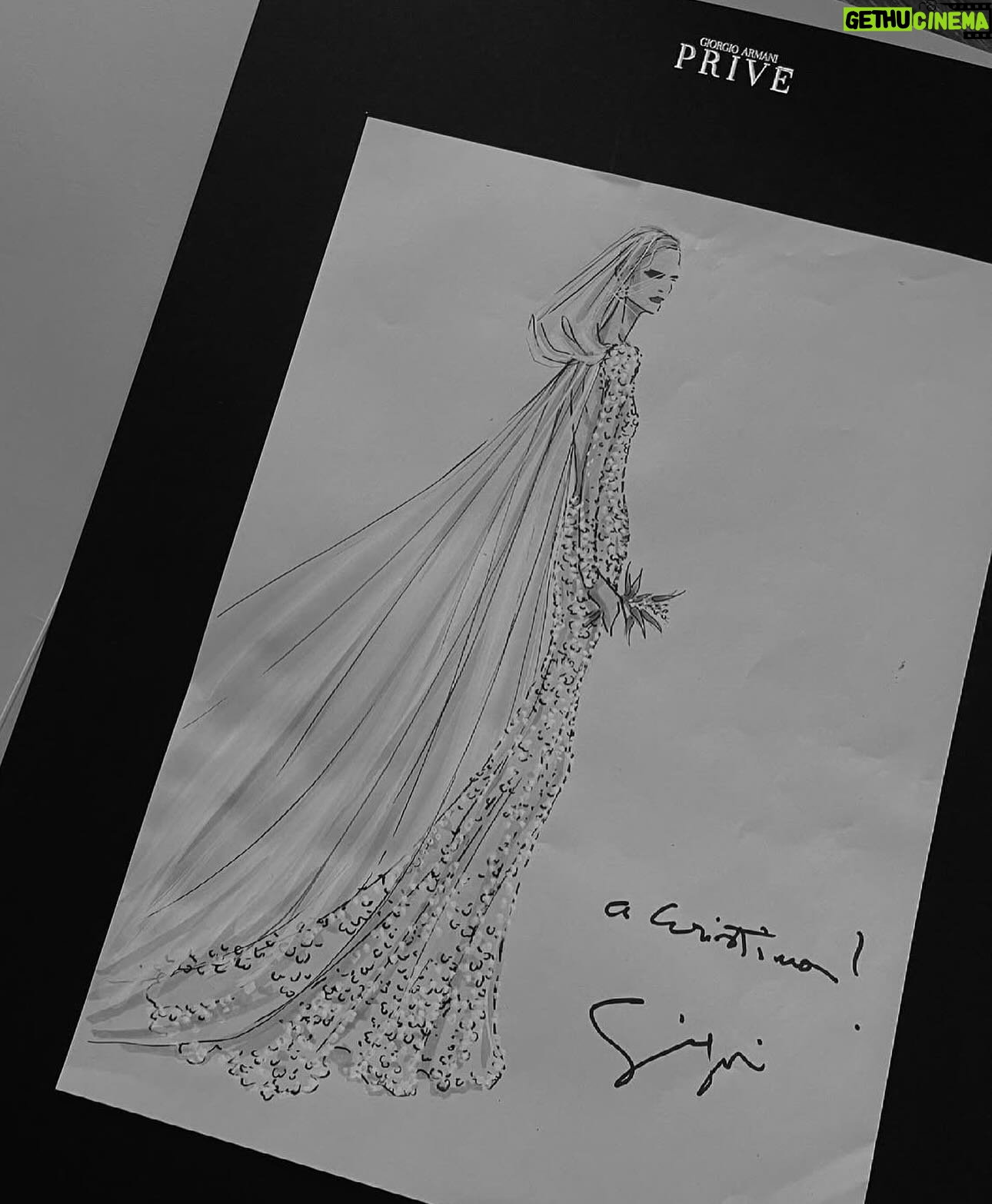 Cristina Marino - 60.3K Likes - •RE GIORGIO•

In ogni occasione importante, c’eri tu, e la tua arte. 
Hai cambiato il modo in cui il mondo veste —
e anche il modo in cui molti di noi si sentono.
Con eleganza, visione e misura,
hai scritto la storia della moda e dello stile.
È stato un onore incrociare il tuo cammino.

Porterò con me il tuo segno, per sempre.
Grazie, Maestro. 
#GiorgioArmani #EleganzaEterna