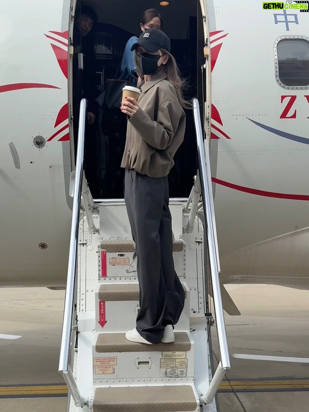 Cyndi Wang - 21.2K Likes - 上班✈️

#王心凌 #CyndiWang