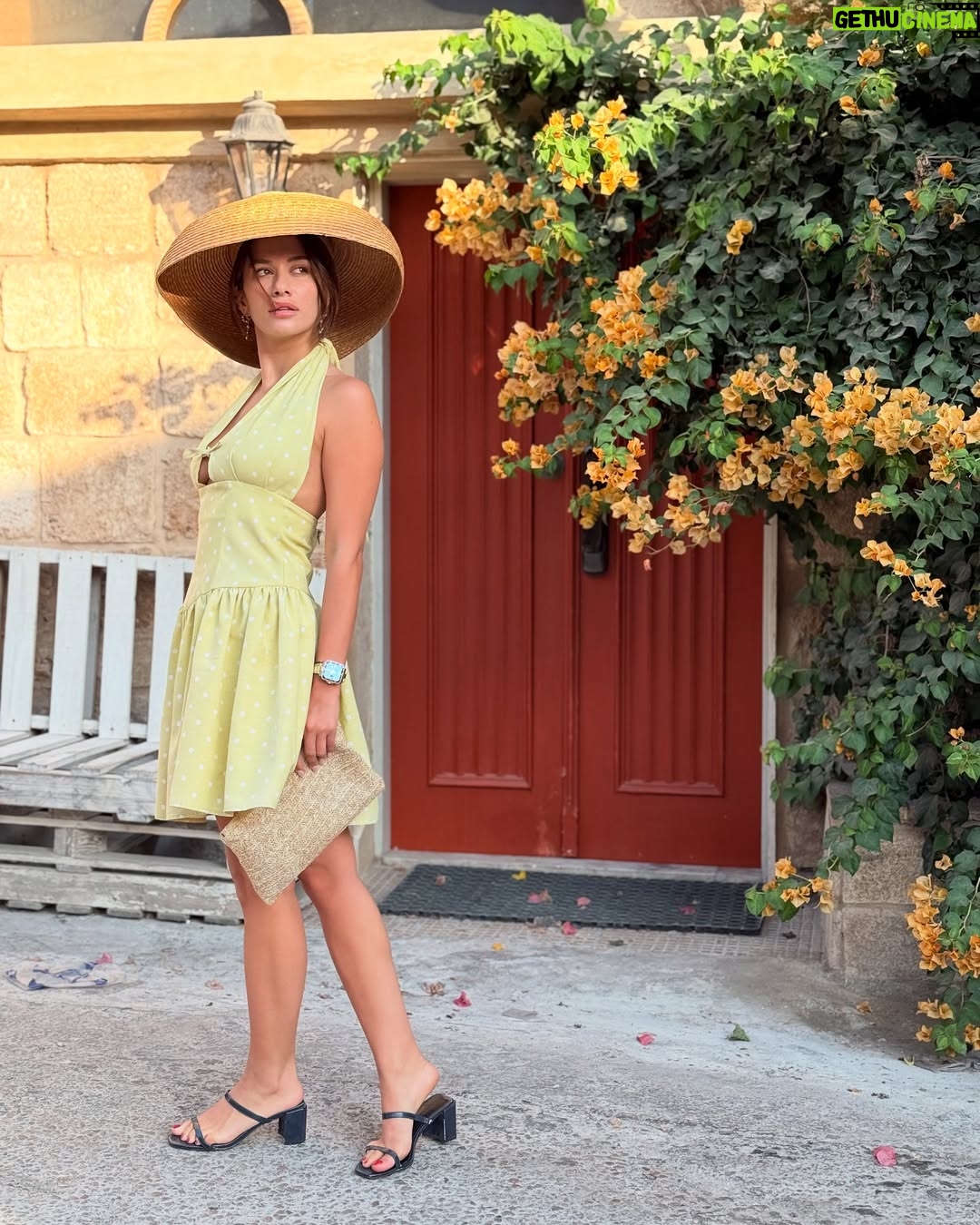 Cynthia Khalifeh - 26.5K Likes - Afternoon à Batroun