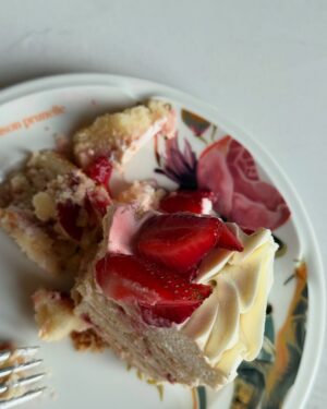Cynthia Khalifeh Instagram - Afternoon à Batroun