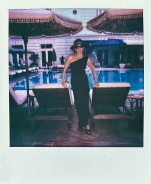 Débora Bloch Instagram - TbTudo #ValeTudo 

Polas por @thaylanismorre7 

#polaroidoriginals