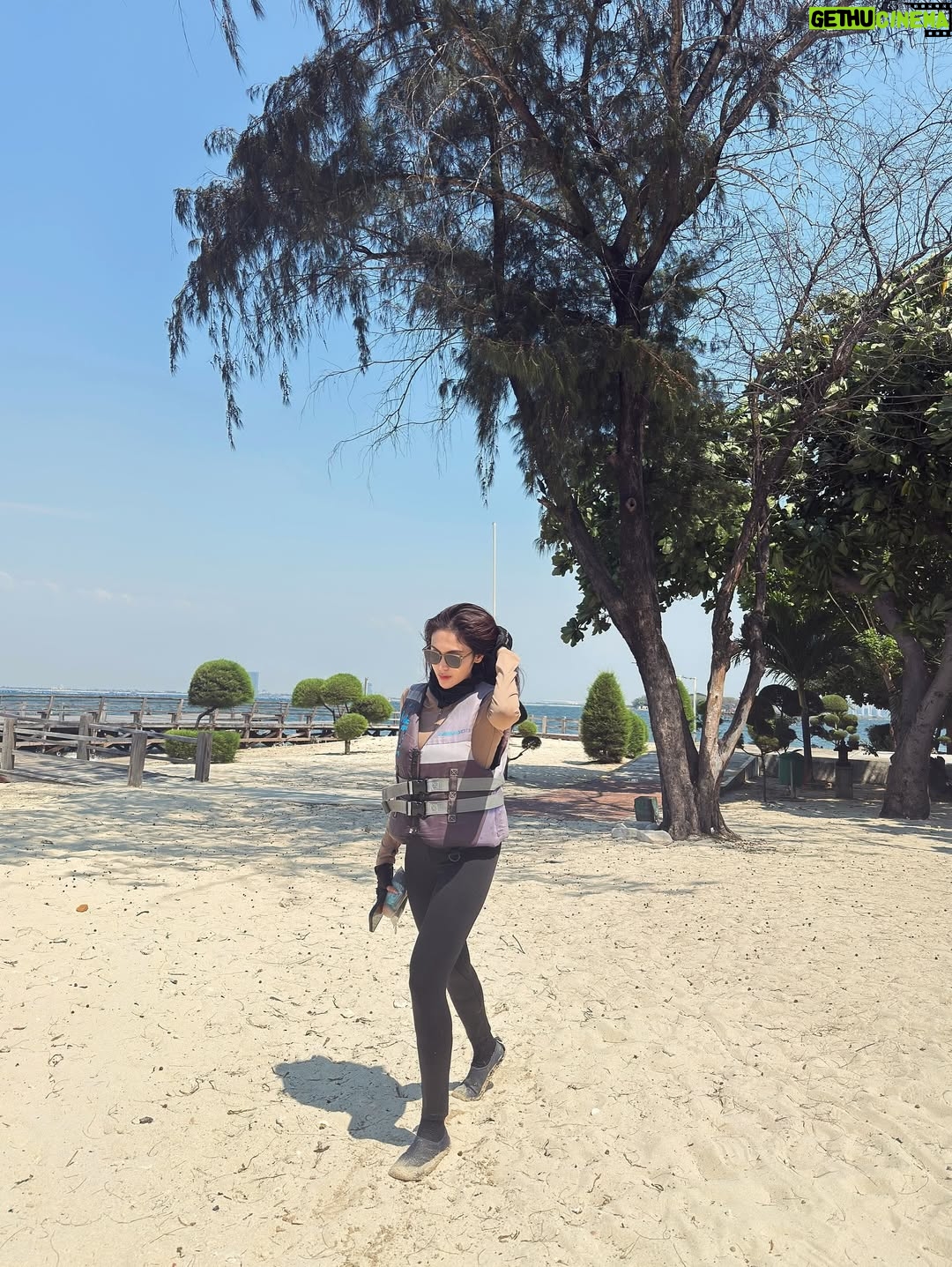 Denira Wiraguna - 10.5K Likes - Life recently. 🧍🏻‍♀️