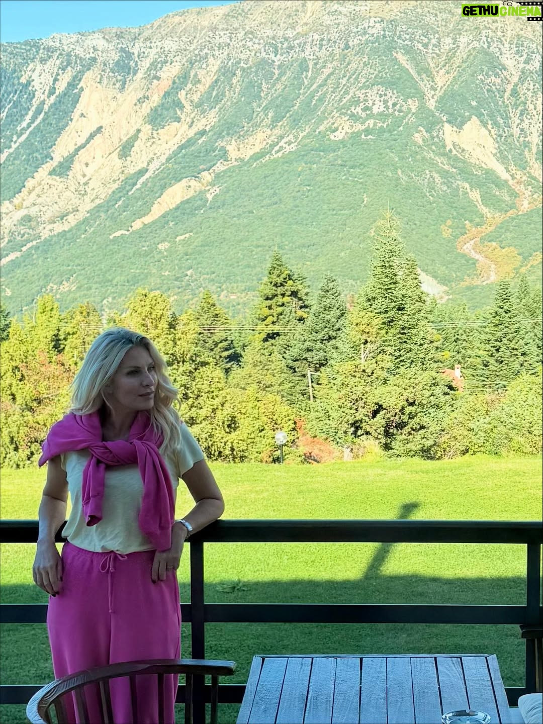 Eleni Menegaki - 46.8K Likes - Δεν μετράω πλέον χρόνια , μετράω στιγμές ! Με ευγνωμοσύνη για όσα έζησα και προσμονή για  όσα έρχονται ! 🎂

Υ.γ  Εμείς γιορτάζουμε ταξιδεύοντας στην Ήπειρο, εδώ ειμαστε στα Τζουμέρκα !
