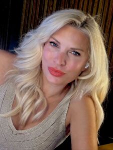 Actress Eleni Menegaki HD Photos and Wallpapers October 2025