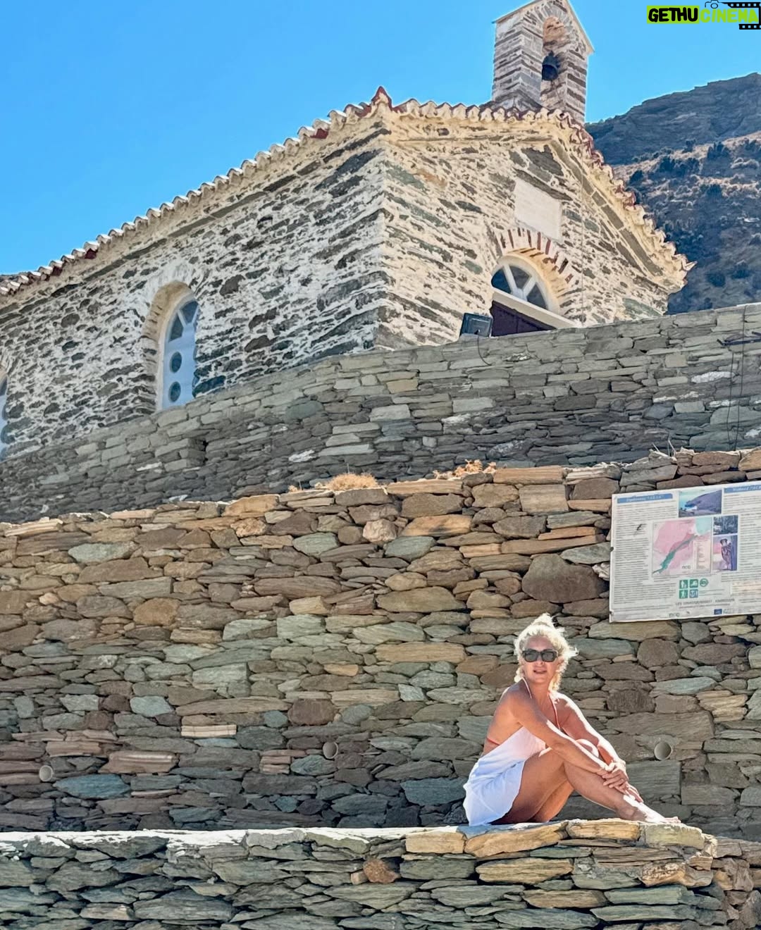 Eleni Menegaki - 59.1K Likes - Καλοκαίρι , θάλασσα , οικογένεια ,ήλιος , χαρά και απέραντη αγάπη !! #summer2025  #eleni #onarexperience  @onar_andros