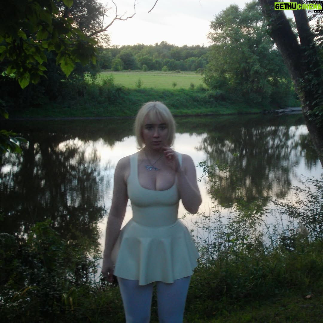 Elita Harkov - 57.7K Likes - Grateful for you and everything under the sun on this birthday
Love, Elita