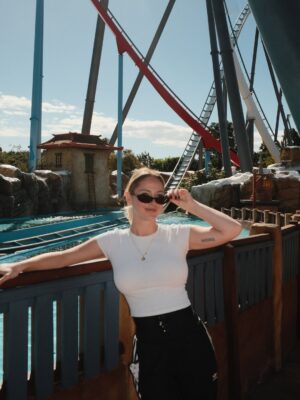 Éloïse Appelle Instagram - Des rires, de l’amour et des manèges 🎢💚