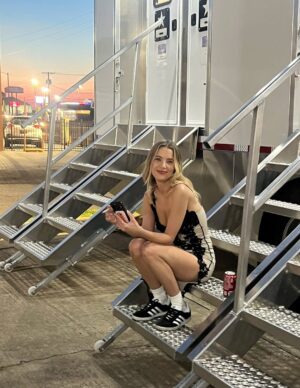 Emily Alyn Lind Instagram - 