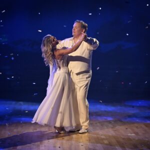Emma Slater Instagram - The yell heard around the #DWTS ballroom 🤩 Andy and Emma’s Foxtrot was full of attitude and grace ✨ #TikTokNight