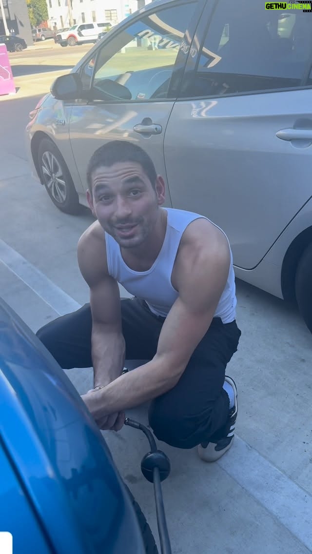 Emma Slater - 46K Likes - Someone stepped their game up, thanks Andy 😂😂😂😂 @alanbersten