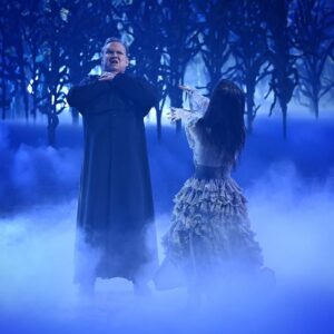 Emma Slater Instagram - Andy and Emma blessed us with a classic #HalloweenNight Paso Doble that was a symphony for our ears and masterpiece for our eyes 😈🙏 #DWTS