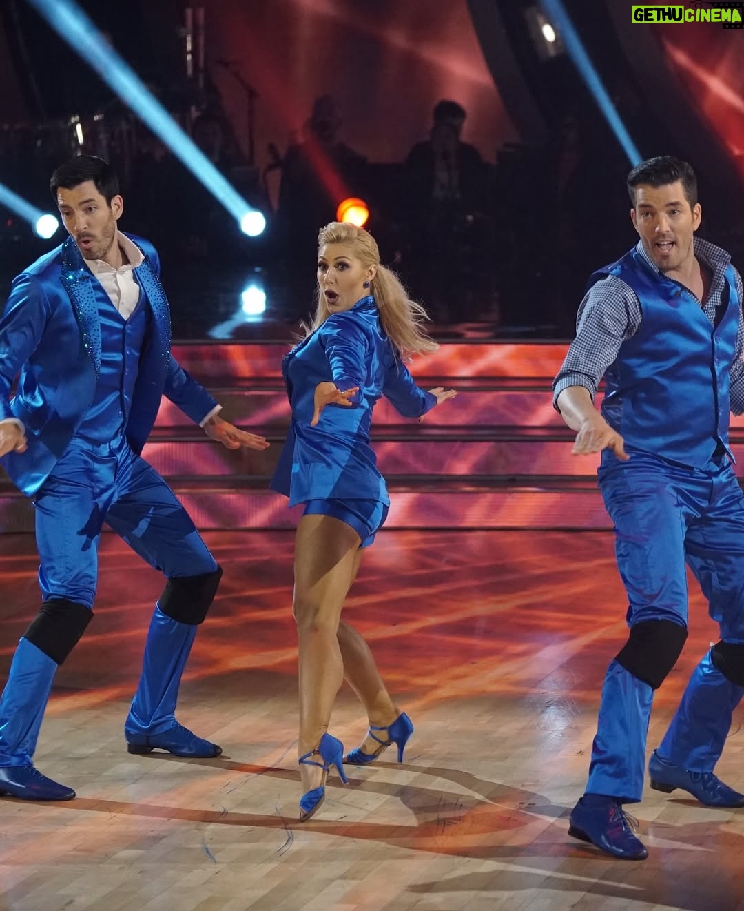 Emma Slater - 56.7K Likes - It’s the 20th anniversary of @dancingwiththestars today. 20 years old! The little ballroom dancing show that has touched so many peoples lives and had definitely changed mine!! Shaped my life actually! 

I have had 16 celebrity dance partners on the show, never did I ever think I would be this fortunate. I’ve been lucky enough to call the ballroom home. Couldn’t fit all the memories in one post so for now here’s just a few. 

So grateful for this show! Happy 20 years #DWTS!!!