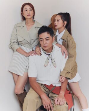 Emma Wu Instagram - 正式回歸我的家 @hi.comein 💕💕💕 
今天的我們長得好精緻！！！
#同意請給👍🏻👍🏻👍🏻
#我們又美又帥

🈺11/1起 
💕每週六 20:00 臺灣電視台
💕每週六 22:00 Netflix
💕每週日 20:00 八大綜合台