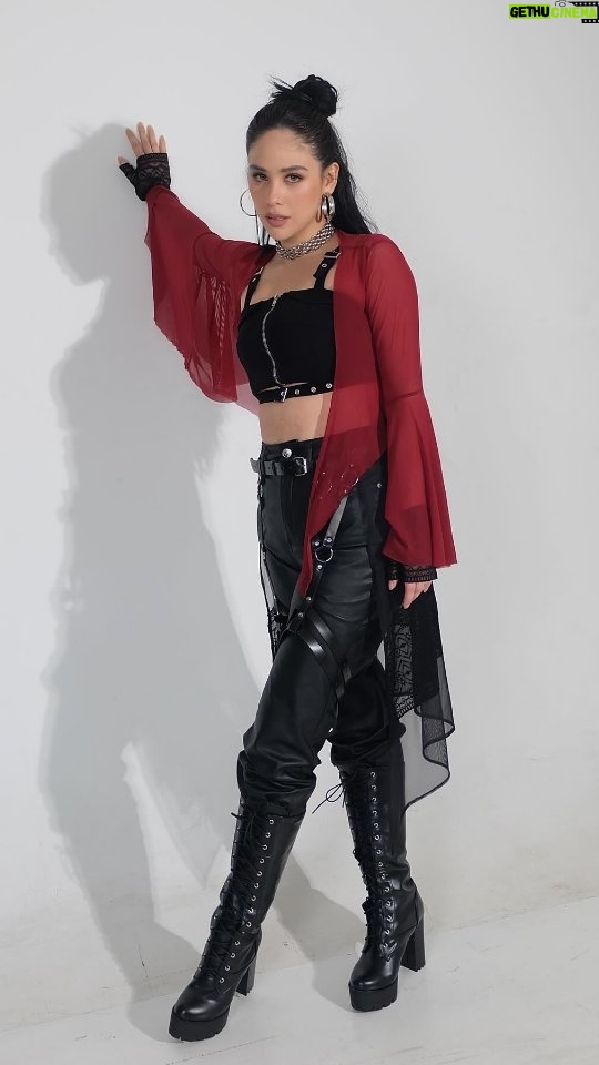 Empress Schuck - 213 Likes - #𝙎𝙩𝙮𝙡𝙚𝙙𝙗𝙮𝙅𝙚𝙢𝙎𝙩𝙖𝘼𝙣𝙖 @itsempressita for her fierce #SB19 "Dam" dance video shoot —she really loved this look!❣️🫶🥰 

Reel Videographer: @bface_reels 
Designer & Stylist: @jemstaana 
Assisted by: @clang_servancia 
Make-up: @markfernandezmakeup 
Hair: @hairbydarlyn 
Official Videographer: @jester.andrei