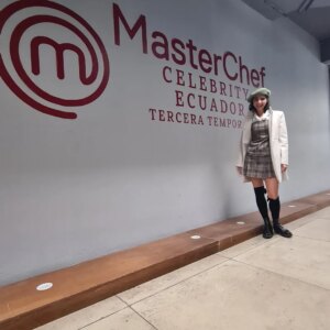 Erika Toa Russo Instagram - We are on! 🤟
Octubre empieza a lo grande🥰🌈
 .
 .
#Toa #photodump #lifestyle #masterchefcelebrityEc