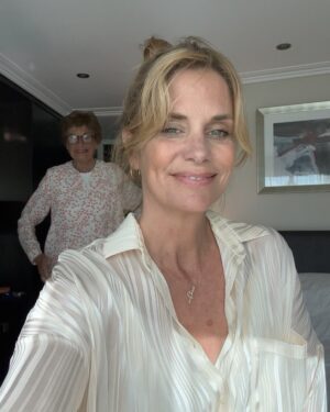 Filippa Lagerbäck Instagram - Mamma ❤️
“e la mamma che fa” continua nella forma della tua essenza pura d’amore, empatia e generosità. Nell’essere leale e rispettosa, allegra e sorridente, nel volere il bene di tutti, nei tuoi insegnamenti e modi di fare, con energia positiva e impegno, indipendenza e delicatezza. 
Sei sempre con noi. 
Grazie Mamma, solo cose belle.❤️

Grazie dell’abbraccio d’affetto enorme che ci avete mandato in questi giorni, la mamma sarebbe stata sorpresa e grata. 🌷🌷🌷