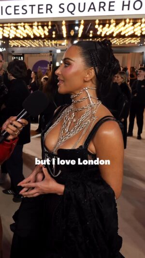 Fleur East Instagram - Kim K takes on the the Kotswolds 🤩

Give us 10 seasons of that RIGHT NOW👇

We caught up with @kimkardashian at the ‘All’s Fair’ Red Carpet 

Available on  @disneyplusuk on the 4th November 🍿

#kimkardashian #cotsworld #allsfair