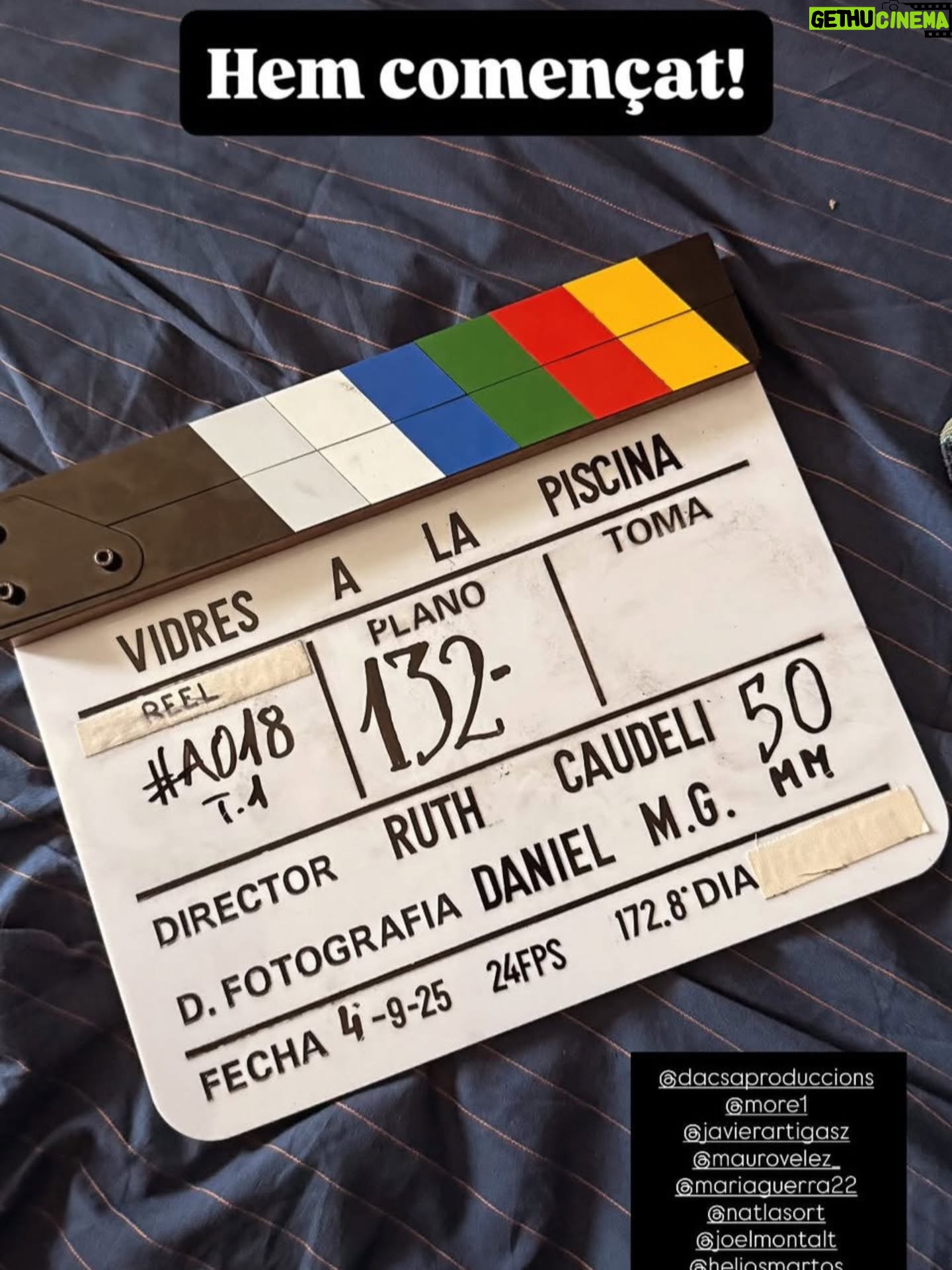 Flora Martínez - 12.3K Likes - Qué bonito regresar a Valencia a participar de una película española de la maravillosa @ruthcaudelimarti con un equipo fantástico y una historia que tocará fibras profundas. Gracias @dacsaproduccions a la co producción colombiana @guarin.oscar
❤️ @pilarfernandez_manager
