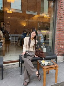 Actress Genie Chen HD Photos and Wallpapers November 2025