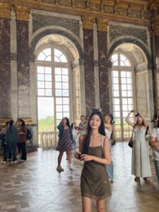Actress Genie Chen HD Photos and Wallpapers September 2025