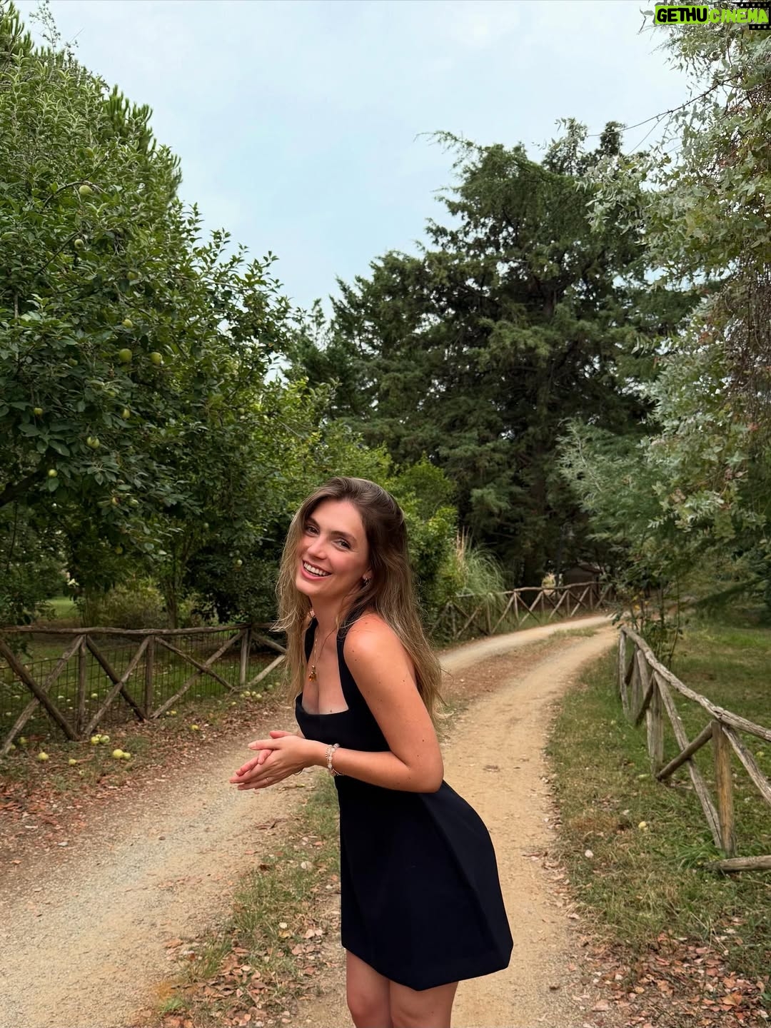 Giulia Guerrini - 25.5K Likes - 🌅 Comida rica ♥️ Familia y Amigos 🌱 Naturaleza

Agosto me regaló paz y momentos hermosos. Gracias ✨