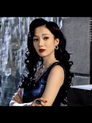 Grace Wong Instagram - 在清潔相簿途中…

無端端好掛住演員的生活…

#花曼
#城寨英雄
#回憶殺