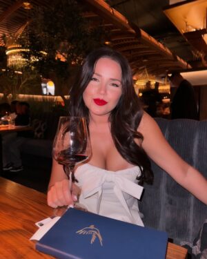 Gredmarie Colón Instagram - Bbsota 💋🔥 

Amé ver a Camila “Regresa Tour” 🥰🫶🏻

#dinner #concert #momsday