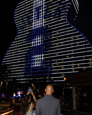 Hannah Jeter Instagram - Always so proud of all the work @jeterturn2 does. Great weekend at the second annual @derekjeter Blackjack Tournament!