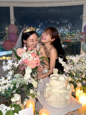 Hur Young-ji Instagram - .
나의반쪽 사랑하는 우리언니❤️
사진보면서도 눈물 펑펑인데....그래도 쿨하게 보내줄게!
진짜 많이 사랑해 건강하고 행복하게 잘살아!