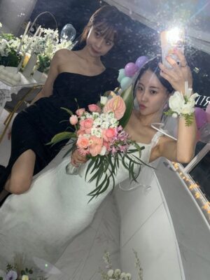 Hur Young-ji Instagram - .
나의반쪽 사랑하는 우리언니❤️
사진보면서도 눈물 펑펑인데....그래도 쿨하게 보내줄게!
진짜 많이 사랑해 건강하고 행복하게 잘살아!