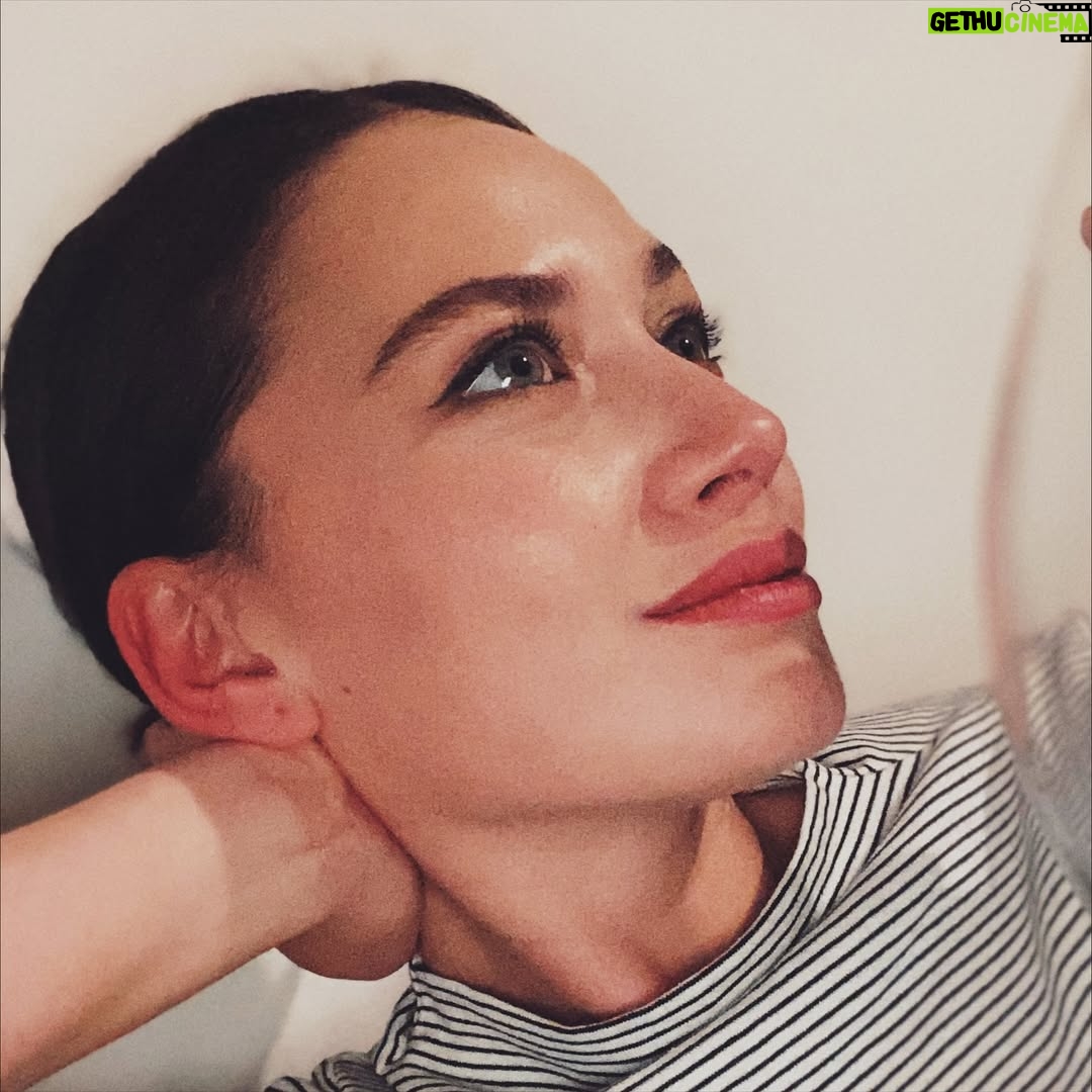 Ilayda Çevik - 4.9K Likes - life lately ya da dump’ily diyebilir miyiz? dedim gitti🫆🧞‍♂️🪬