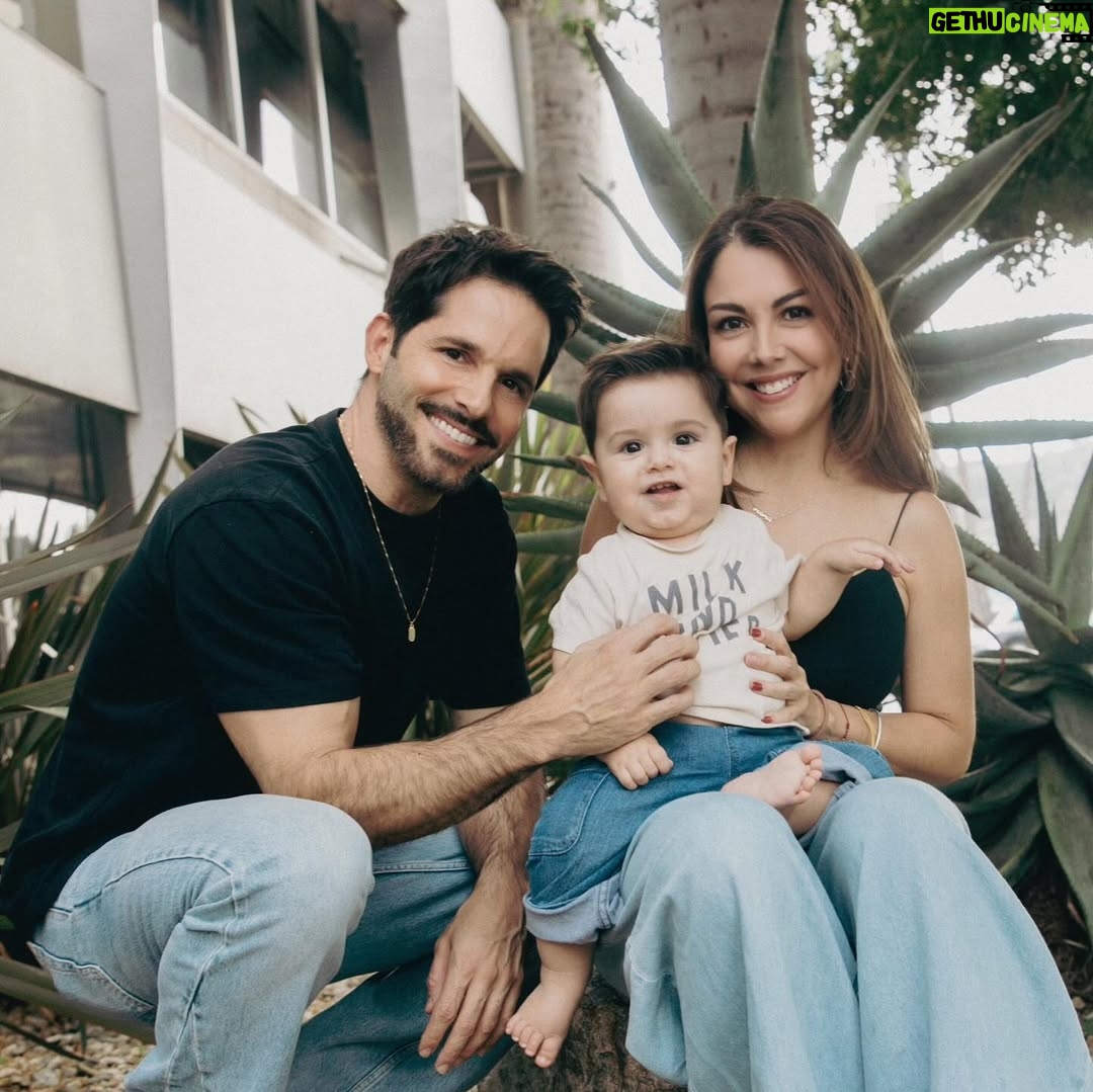 Ilean Almaguer - 38.8K Likes - Que disfrute ver la vida desde tu inocencia. Te amamos gordito 🥰✨

Gracias @skillar por estas hermosas fotos! Te queremos!!!