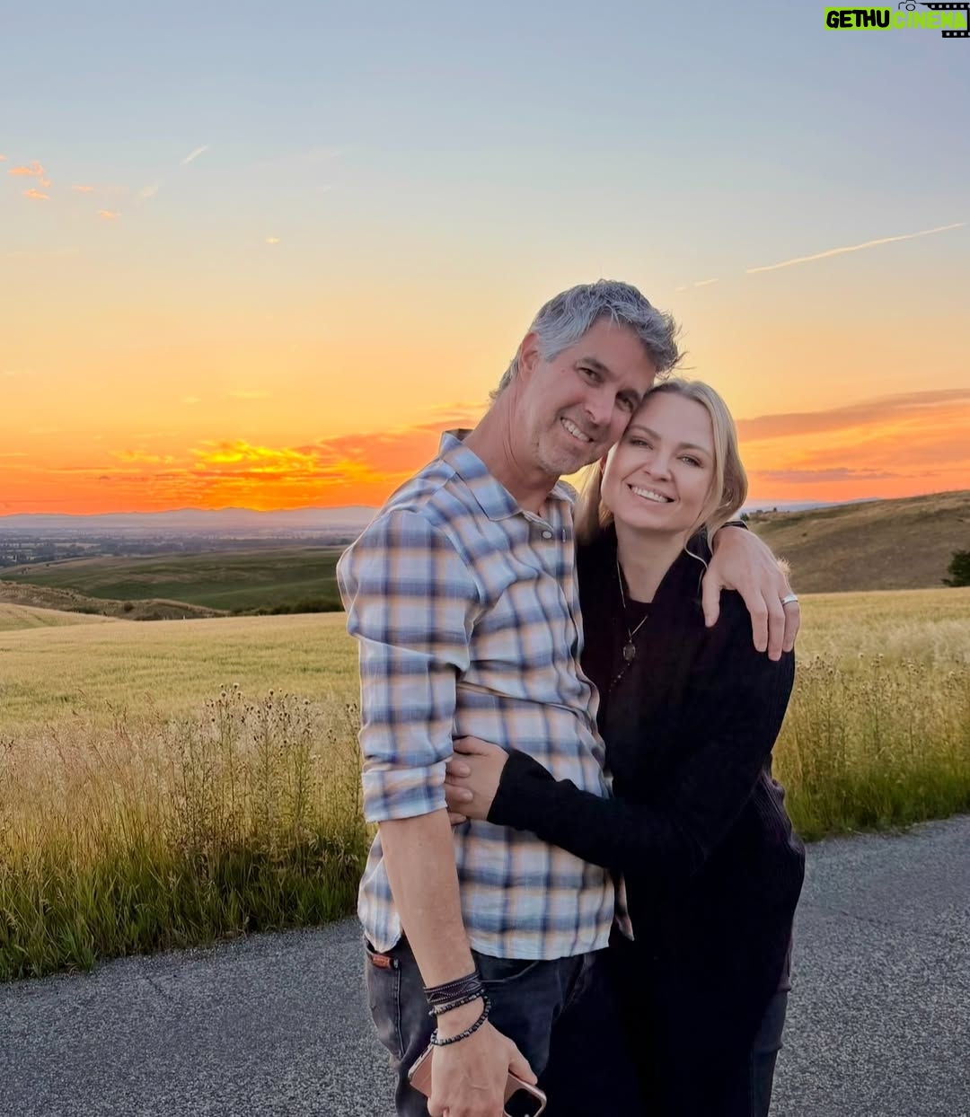 Irina Voronina - 600 Likes - Enjoyed spending time with friends and family this summer!. 🌅🦙🗻🐎☀️ Montana summers - five stars. 🌟 Jury duty - zero stars. 👎 Do not recommend  #montana #bozeman #montanatravel #irinavoronina