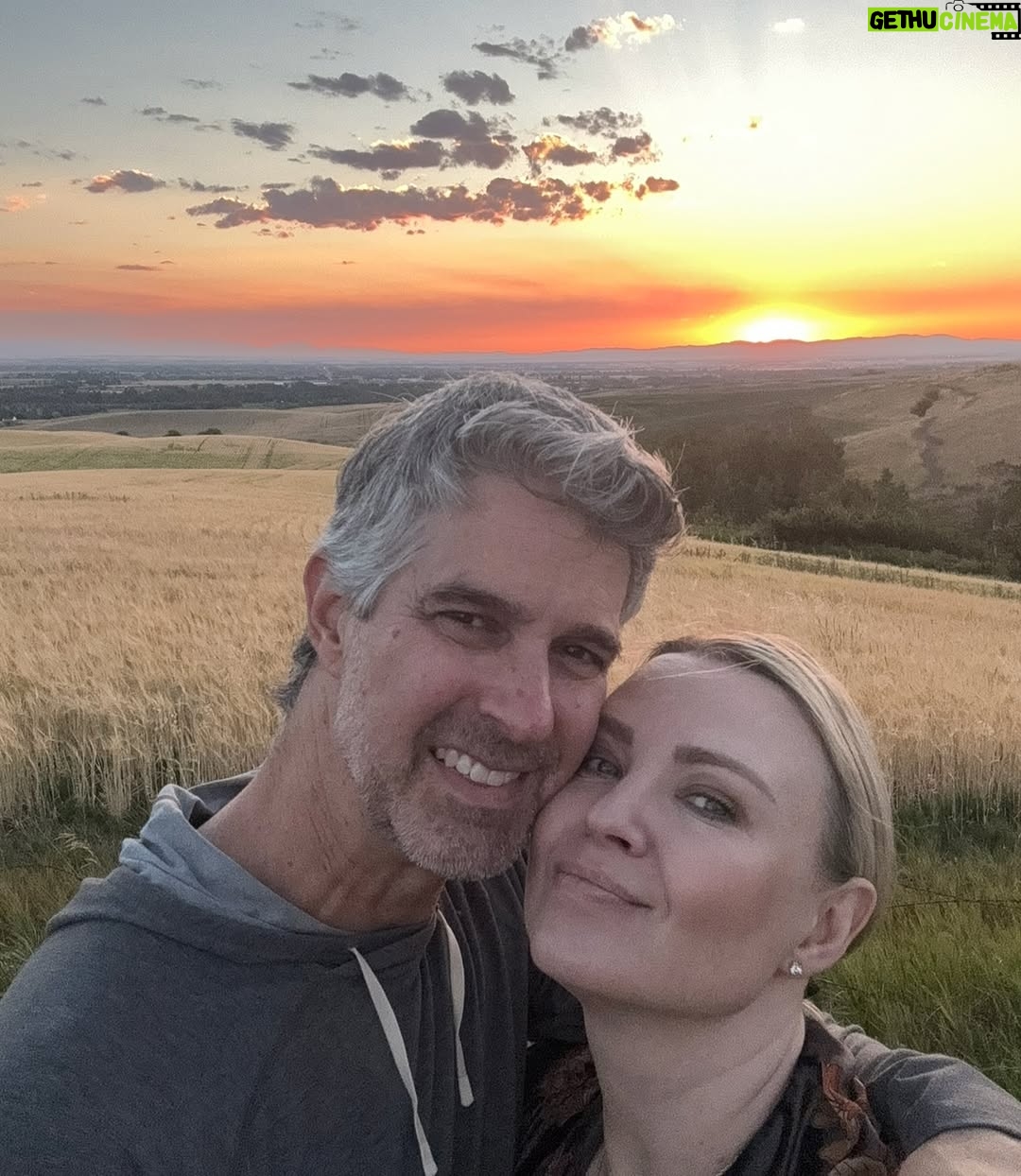 Irina Voronina - 600 Likes - Enjoyed spending time with friends and family this summer!. 🌅🦙🗻🐎☀️ Montana summers - five stars. 🌟 Jury duty - zero stars. 👎 Do not recommend  #montana #bozeman #montanatravel #irinavoronina