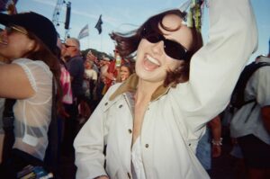 Iris Apatow Instagram - 🫶🏻🫶🏻🫶🏻