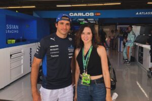 Isabel Díaz Ayuso Instagram - Todo lo mejor para nuestro campeón @carlossainz55, embajador del Gran Premio de Fórmula 1 de España. #F1 #USGP