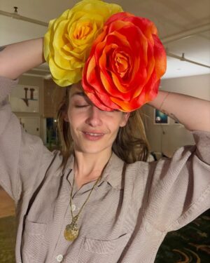 Jemima Kirke Instagram - I was born to be 40. 💐