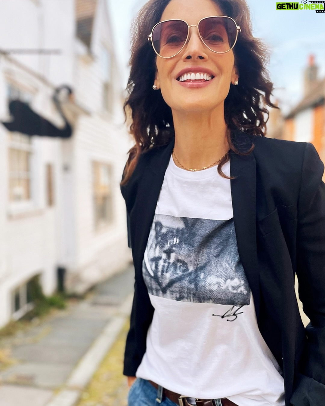 Jennifer Beals - 47.9K Likes - Once upon a time, I made a T-shirt from a photograph I took. The origin story of the image is dear to my heart. Riding in a car on the way to an L Word premiere @Ilenechaiken told me yet another hardship that Bette and Tina would have to go through. I drew the image in the window condensation almost as a prayer to keep Bette and Tina together. I photographed the image as a remembrancer. 

TWENTY years later I made the image into a tshirt because I needed a black-and-white T-shirt to put under a blazer, but when some of you saw it, you made it clear to me that you wanted it, too. I realized how quickly a community can coalesce over a simple object that expresses love. By popular demand, I am bringing this super soft T-shirt back.

I’m so excited to share this collection with you, created in collaboration with @shopstands and crafted with so much heart. Whether you’re grabbing the beloved tee, hat, or bag for yourself or gifting them to someone you love, I hope you feel the intention in every piece. Thank you for continuing on this wild, crazy-ass journey with me. I can’t wait to see how you wear them. 💫 Link in my profile!

#thelword