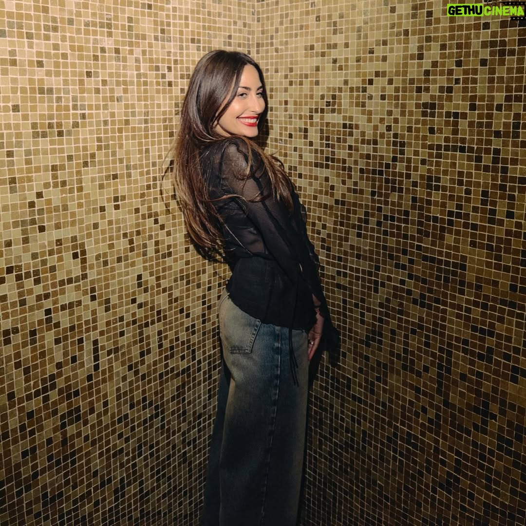 Johanna Francella - 93.3K Likes - 🧃@luxiolmos