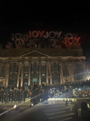 Joy Sunday Instagram - Skipped the rest of NYFW so I could...have the night of my life at the Vatican 🇮🇹

Thank you to @pharrell and all the performers of Grace for the World for a beautiful, marvelous night. I’ve never been better at fighting back tears***

Can’t believe I was in the presence of so many childhood idols at once. From Andrea Bocelli, singer of the first song I ever fell in love with, to Jennifer Hudson, dueting with him (😵‍💫), to chatting with #thee diva @naomi 

And so much reverence and gratitude for the honorable Graça Machel, who stood on the stage and called for a Free Palestine, Free Congo, and Free Sudan. 

I was seated behind her for the show, and before the concert started, her friends kept reassuring her, “you’re going to be fine! It’s going to be okay.” I thought maybe she might just have stage fright. To know in that moment she was bracing herself for I’m sure felt like an immense feat is humbling. Grace for the world means every act of bravery we can muster, and Machel was exemplary. 

*** I eventually melted. Andrea and Jennifer, how could you not?!

Thank you to @theledecompany for including me as an esteemed guest! 🩵🩵

styling: @itsmedarrylg wearing @prabalgurung 
hair: @sachamass