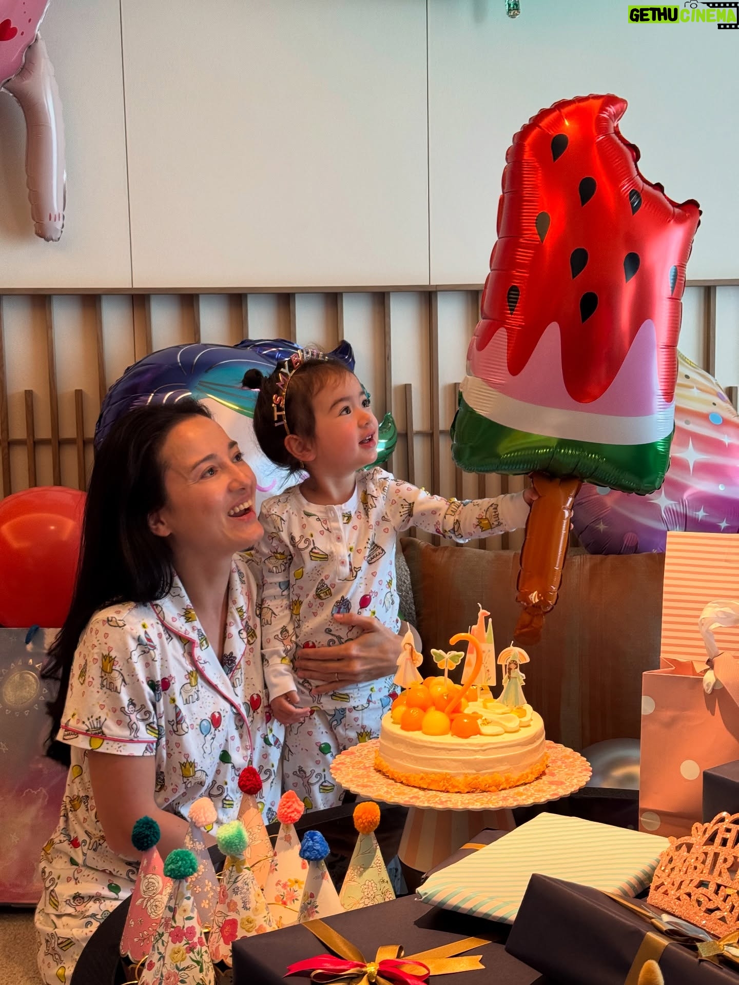 Julie Estelle - 13.6K Likes - A special day celebrating Brielle🎂🎈🥳
In a blink of an eye you turned 2🥹 You are our little sunshine my baby girl❤️ Happy birthday! Je t’aime😘
